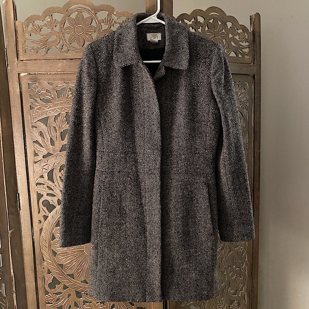 Loft Women’s Herringbone Coat